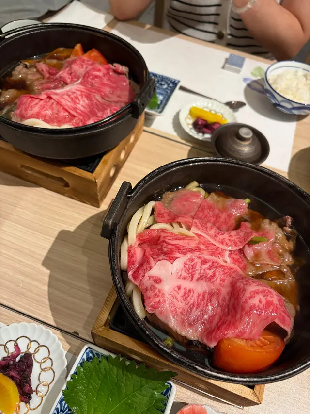 日本產黑毛和牛壽喜燒