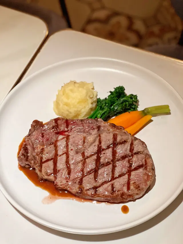 炭燒360日穀飼美國頂級牛肉眼