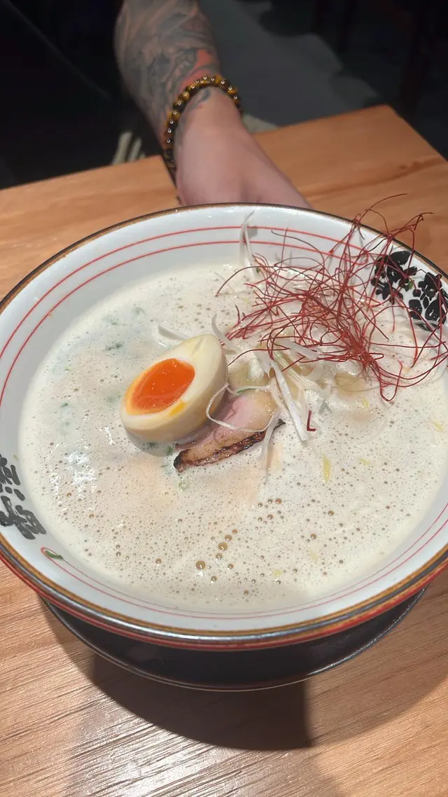 花雕雞白湯拉麵