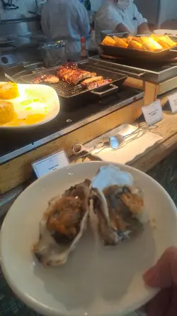 the baked oysters with garlic sauce