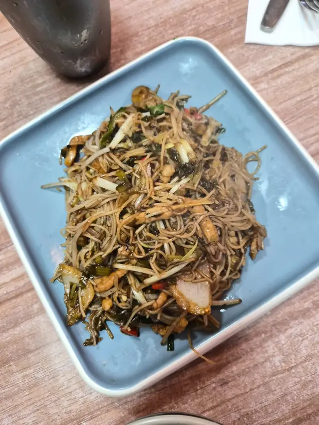 雪菜肉絲燘米下午茶餐