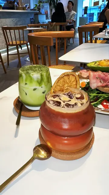 Espresso Tonic