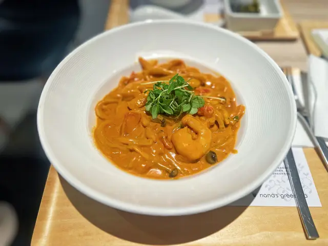 海老蕃茄豆乳烏冬