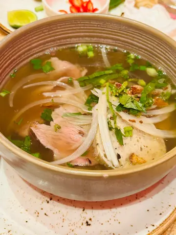 牛肉扎肉汤河粉