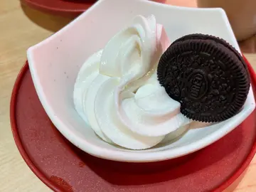 牛奶味軟雪糕(配曲奇)