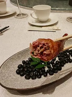 老菜脯陳皮乳鴿腿