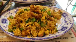 鵝肝油渣炸鱔粒叉燒炒飯