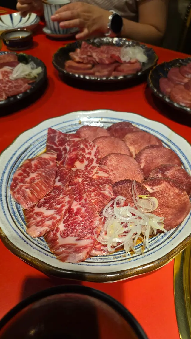 小牛排牛舌
