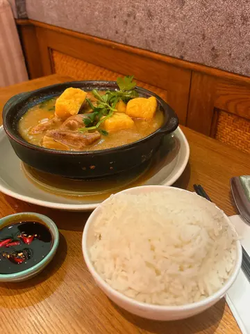 老隆药膳肉骨菜配饭