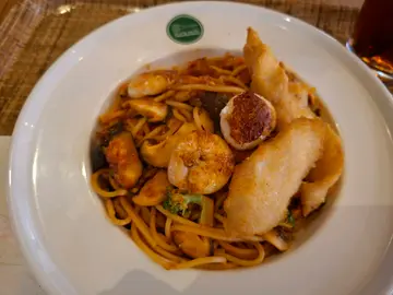 鮮茄海鮮燴意粉