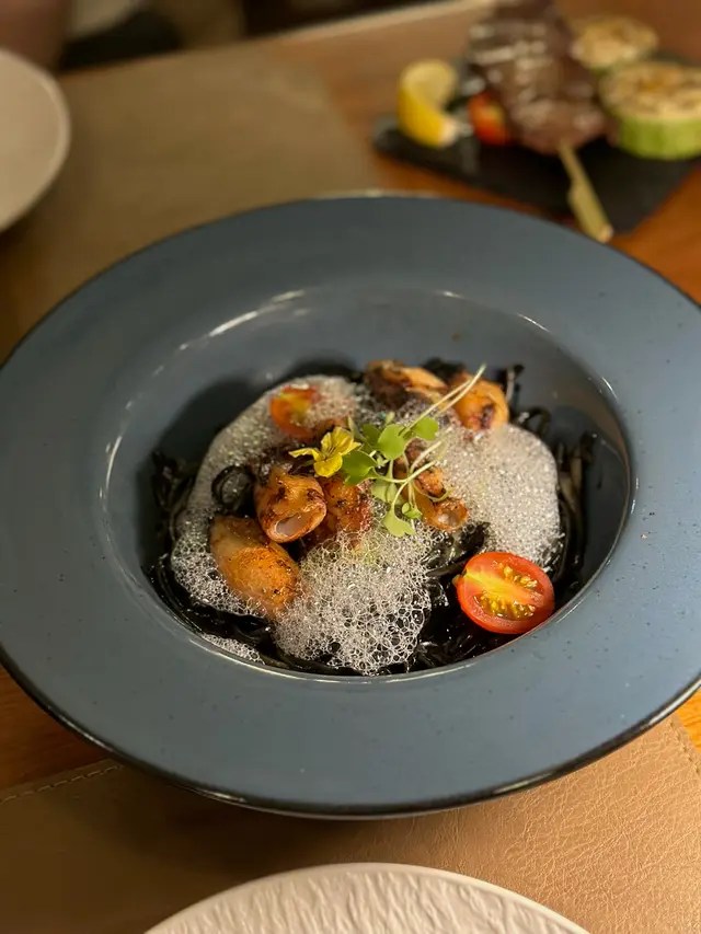 Fresh Squid Linguine with Squid Ink Sauce