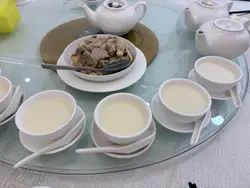 杏汁炖白肺湯