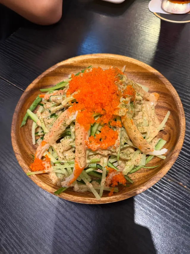 麻醬蟹棒蟹籽青瓜沙律