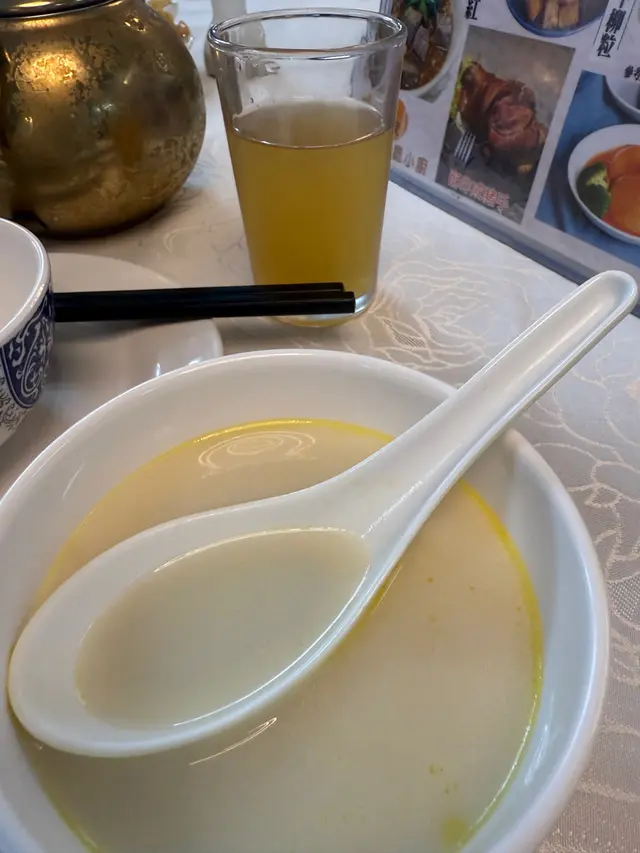 杏汁豬肺湯