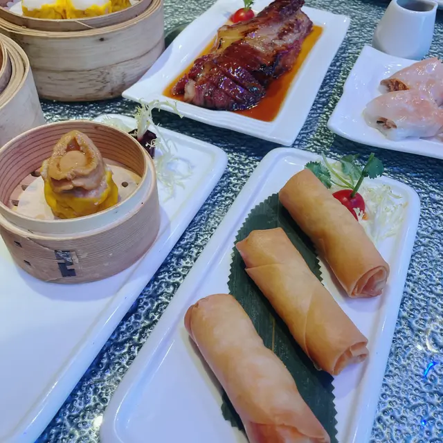 珍珠翡翠鮮蝦春卷