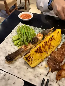 烧菠萝，烧泰式芦笋，烧白鳝