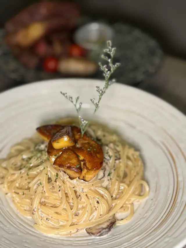  香煎鵝肝黑松露意大利粉