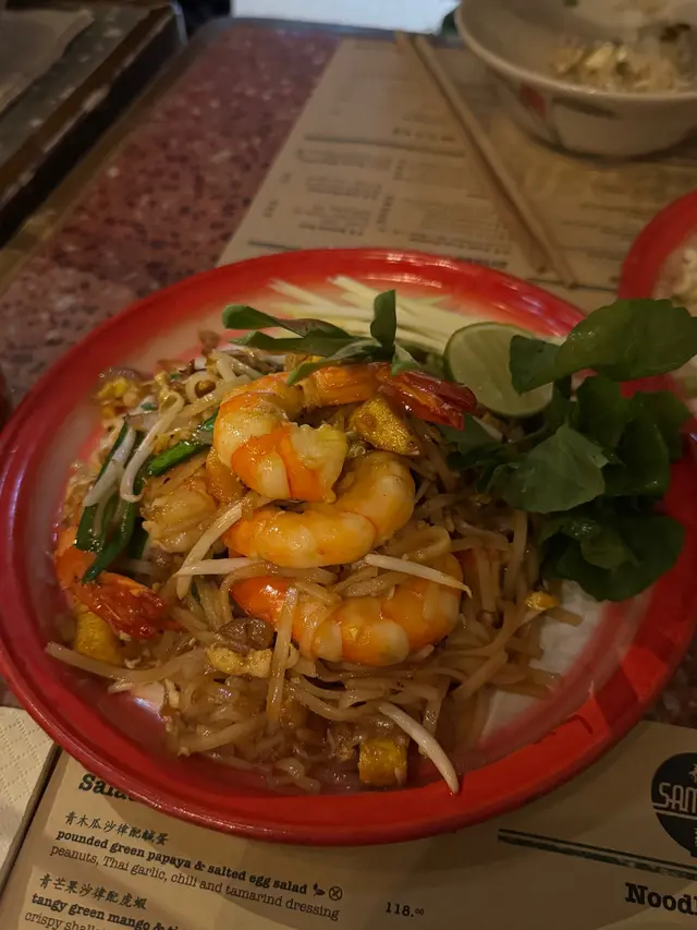 泰式虎蝦炒金邊粉