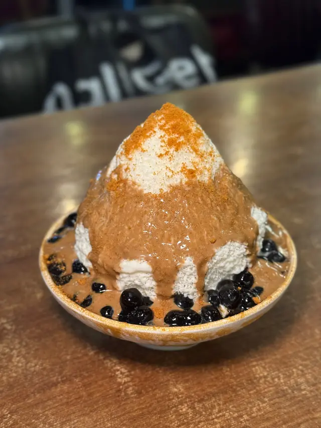 黑糖珍珠咖啡脆脆重乳冰