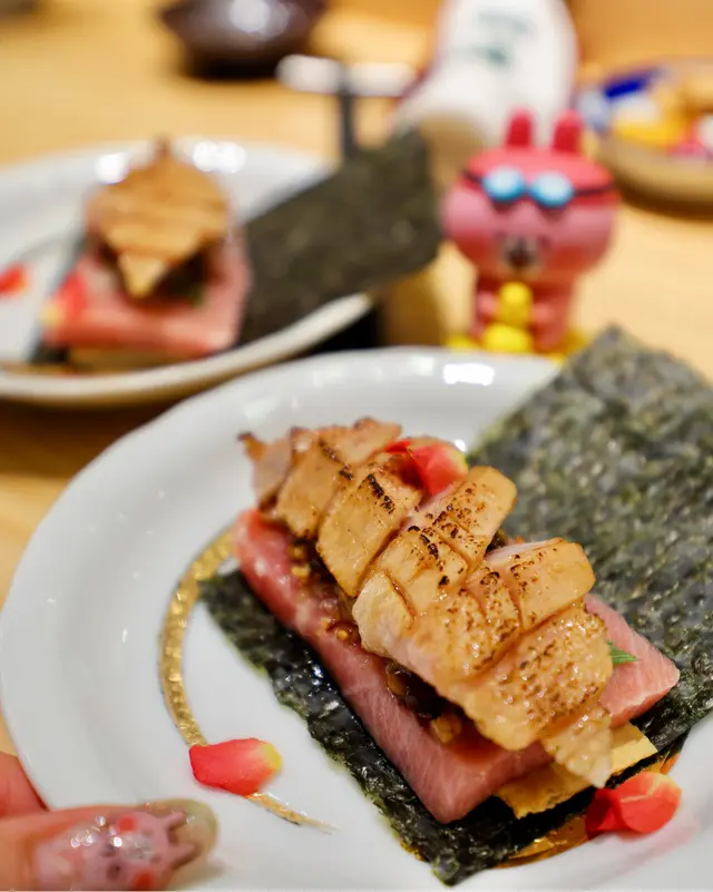 拖羅刺身中拖羅魚腩