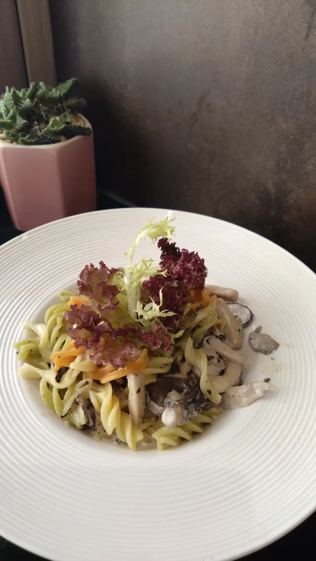 黑松露汁雜菌七彩螺絲粉