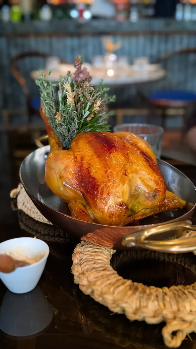 1/2 𝐑𝐨𝐚𝐬𝐭𝐞𝐝 𝐘𝐞𝐥𝐥𝐨𝐰 𝐂𝐡𝐢𝐜𝐤𝐞𝐧