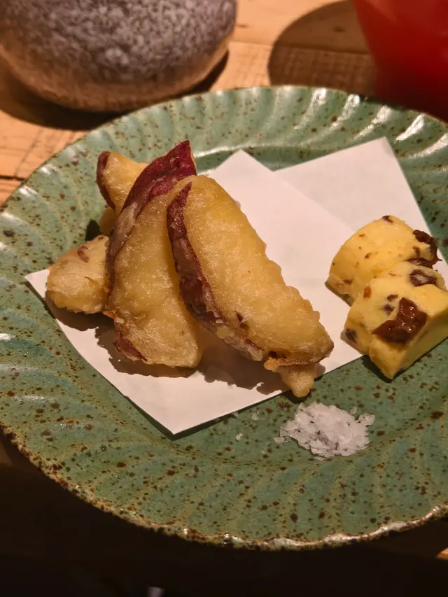 番薯天婦羅配蘭姆葡萄奶油