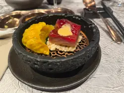 鸭肉饺子腐乳叉烧