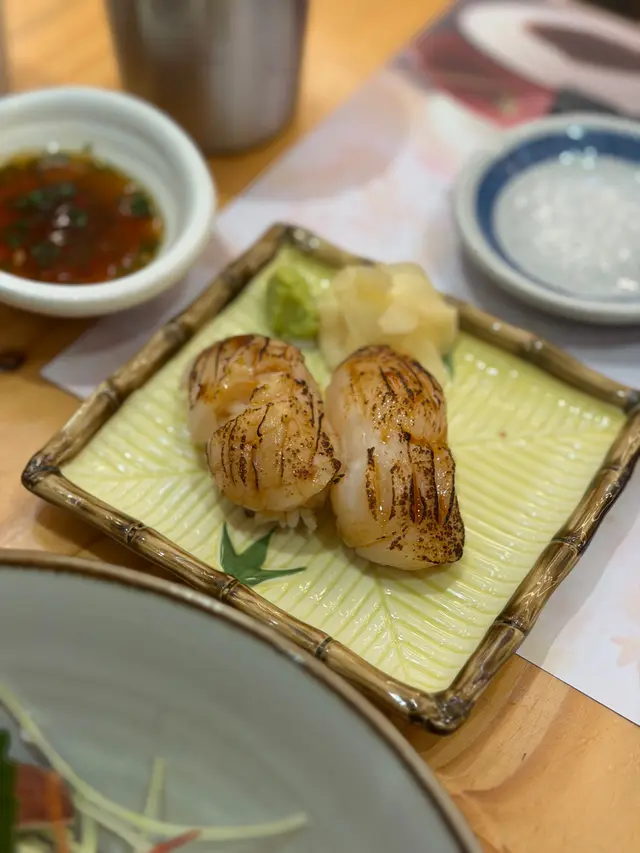 火炙帆立貝壽司(2件)