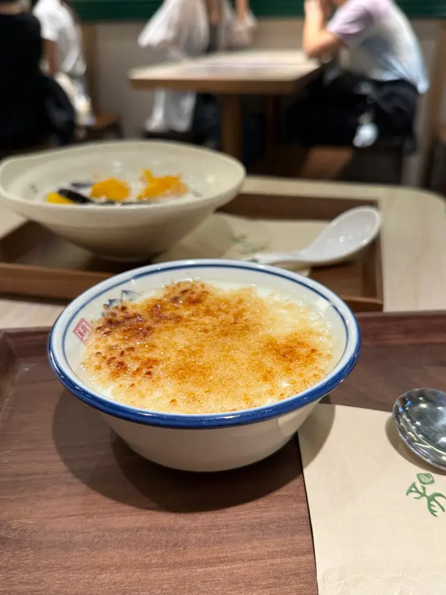 焦糖娟姍雙皮奶