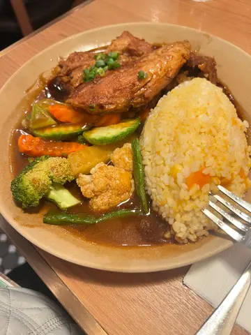 咖喱猪软骨野菜饭