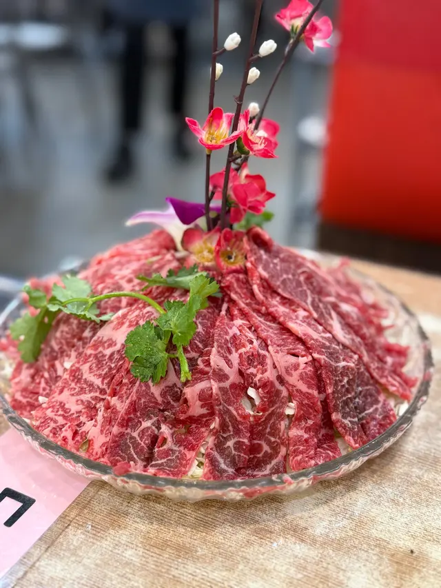 招牌手切肥牛(細)