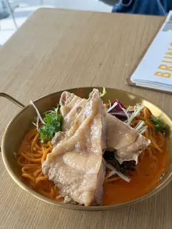 蜂蜜蒜蓉雞扒辣奶油意粉