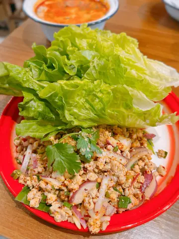 泰式豬肉碎沙律