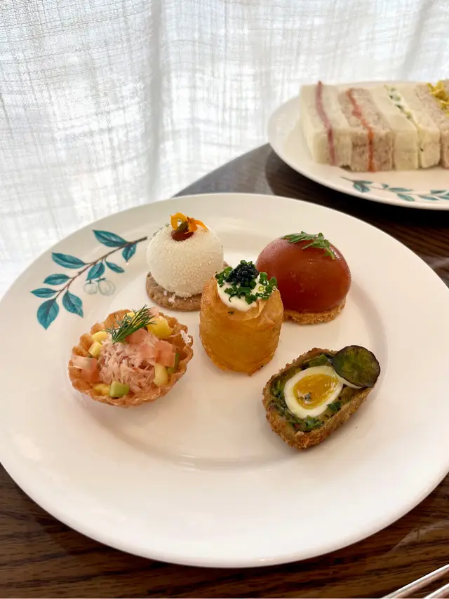 SAVOURY PÂTISSERIES