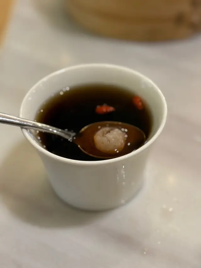 薑汁紅棗燉雪燕