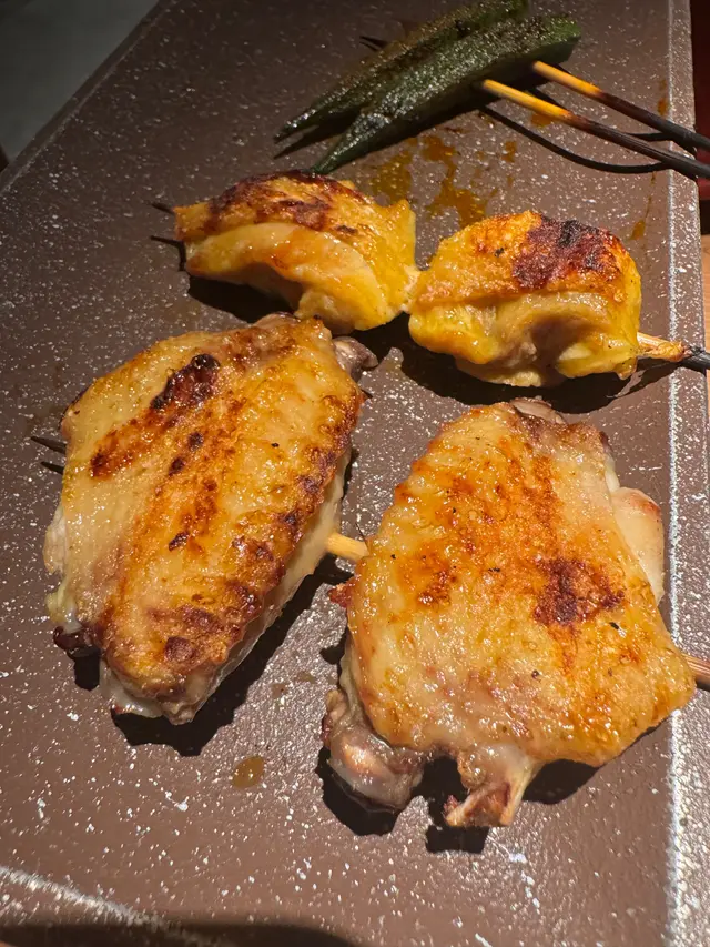 鹽燒雞中翼 、鹽燒鮮三黃雞腿肉