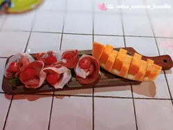 24個月頂級巴馬火腿配時令哈密瓜