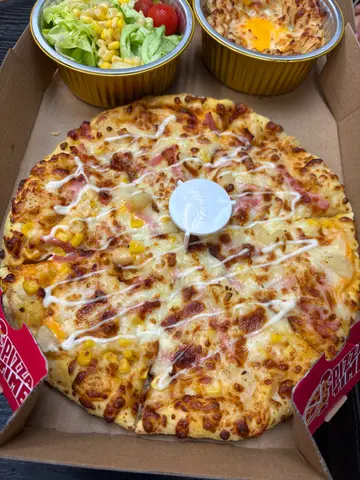 Foodpanda  delivery,  very nice food & good price, we order the 2nd time 