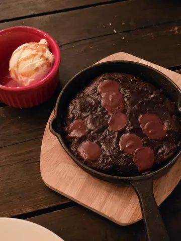 Skillet Brownie