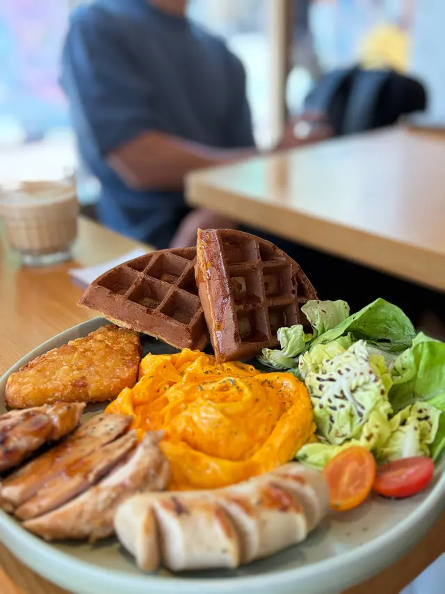 All  day  breakfast  