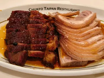 A21:烧味双拼 (叉烧+汾蹄)