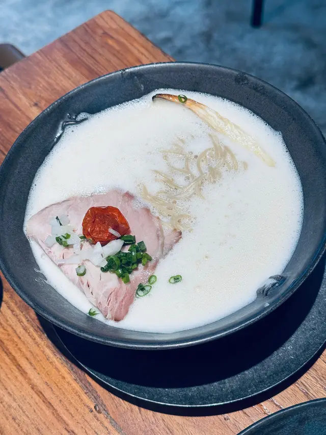 熟成雞白湯拉麵