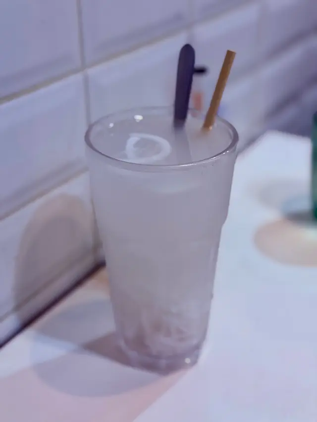 泰國直送新鮮椰子水