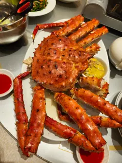 清蒸巨型長腳蟹！爆膏！