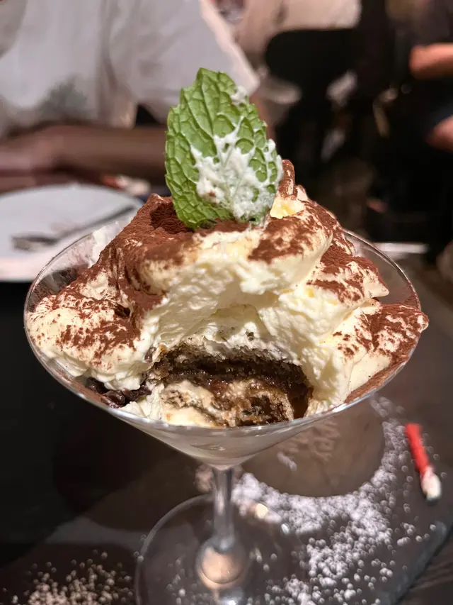 TIRAMISÚ