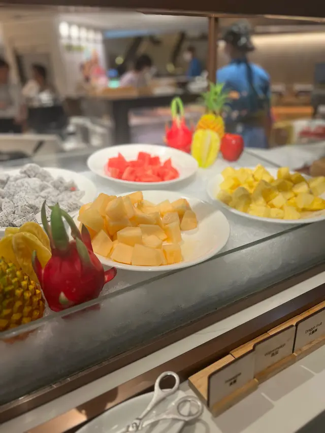 生果位置加了玻璃防塵，更加衛生。