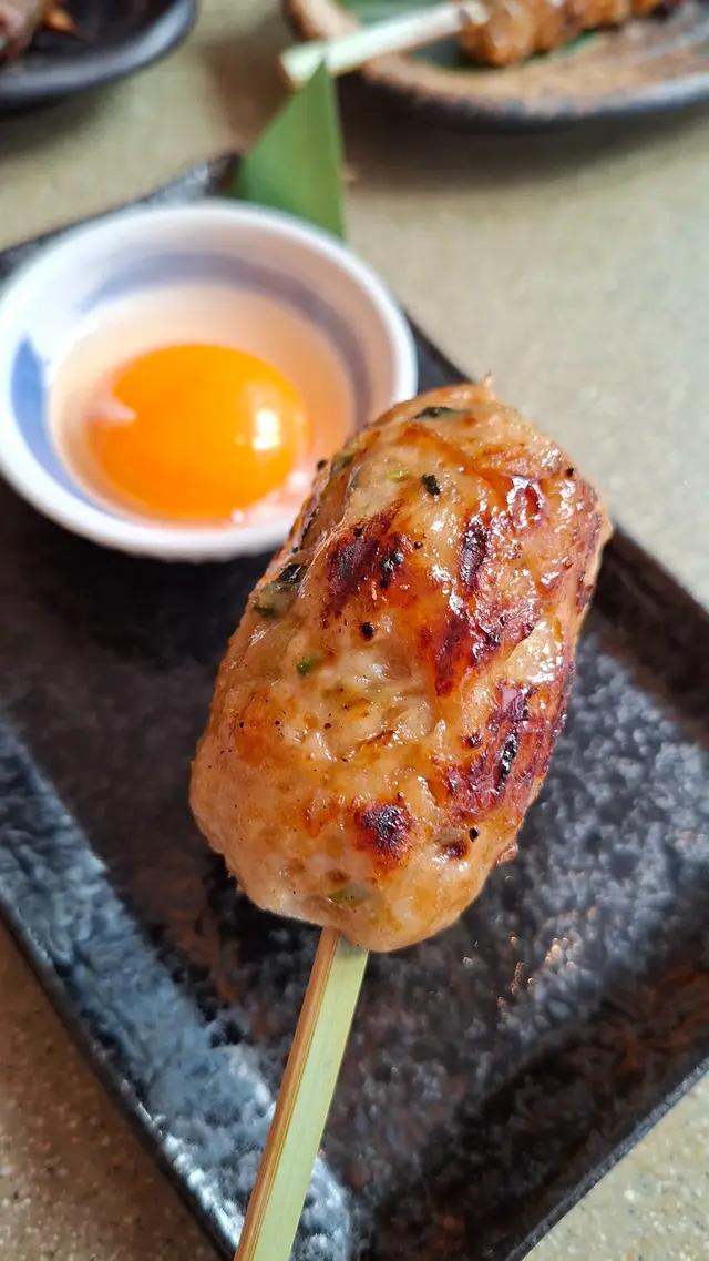 免治雞肉棒配日本蛋