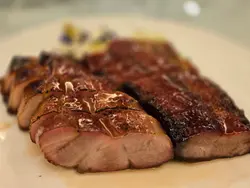 味道比較普通,蜜汁有啲過甜,食落冇乜驚喜。