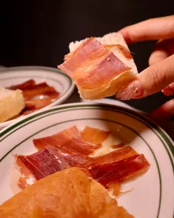 Jamón Ibérico de Bellota 48+ month 
